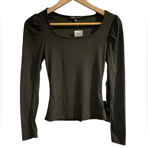 YMI Tops - YMI Collections black long sleeve juniors tshirt size small NWT